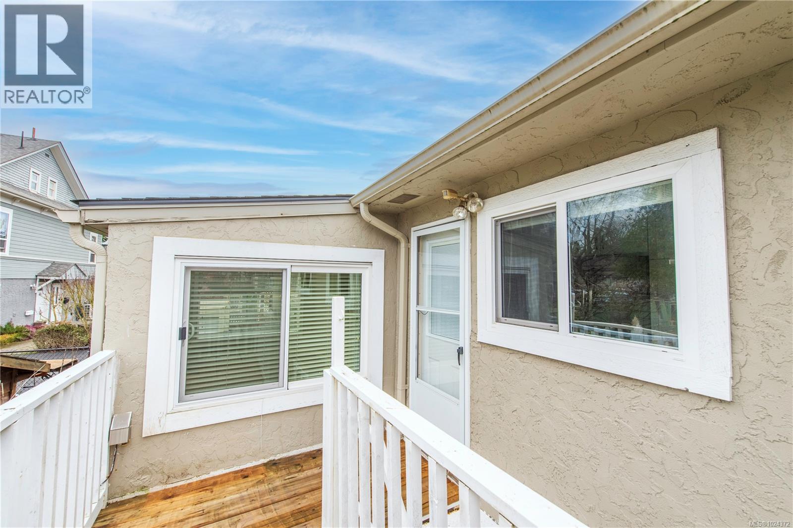  532 BOWLSBY Place, Victoria