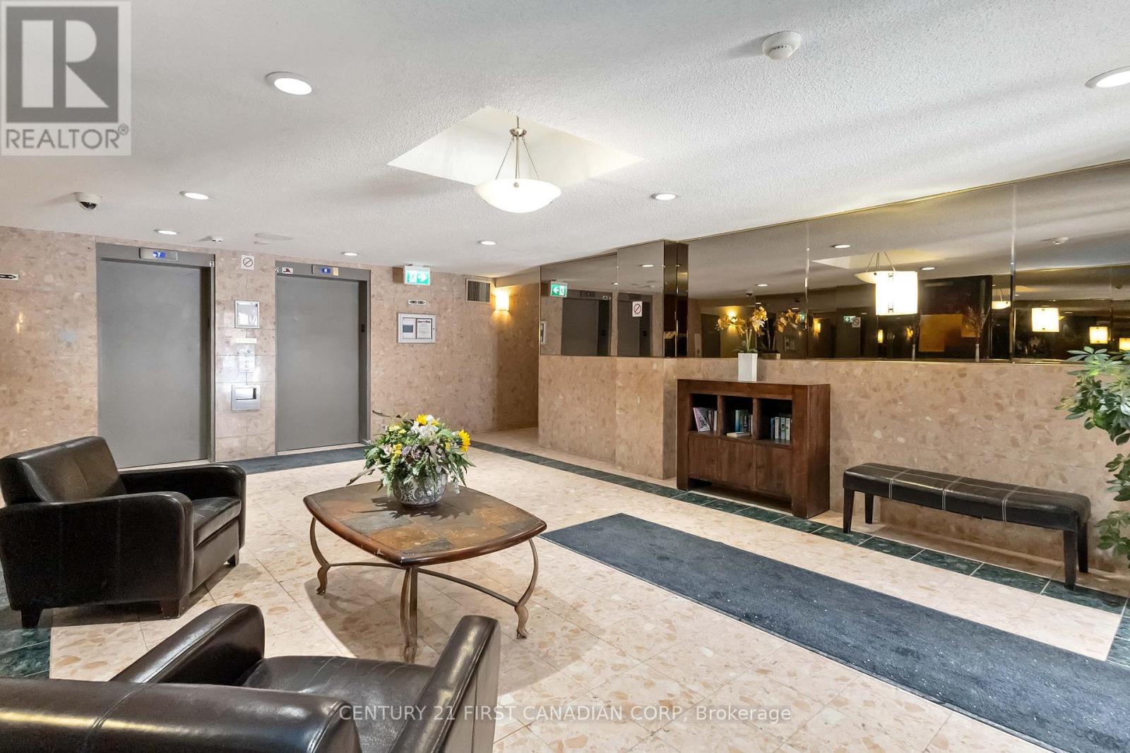 1003 - 95 BASE LINE ROAD W - Photo 4 of 39, London South (South E), Ontario