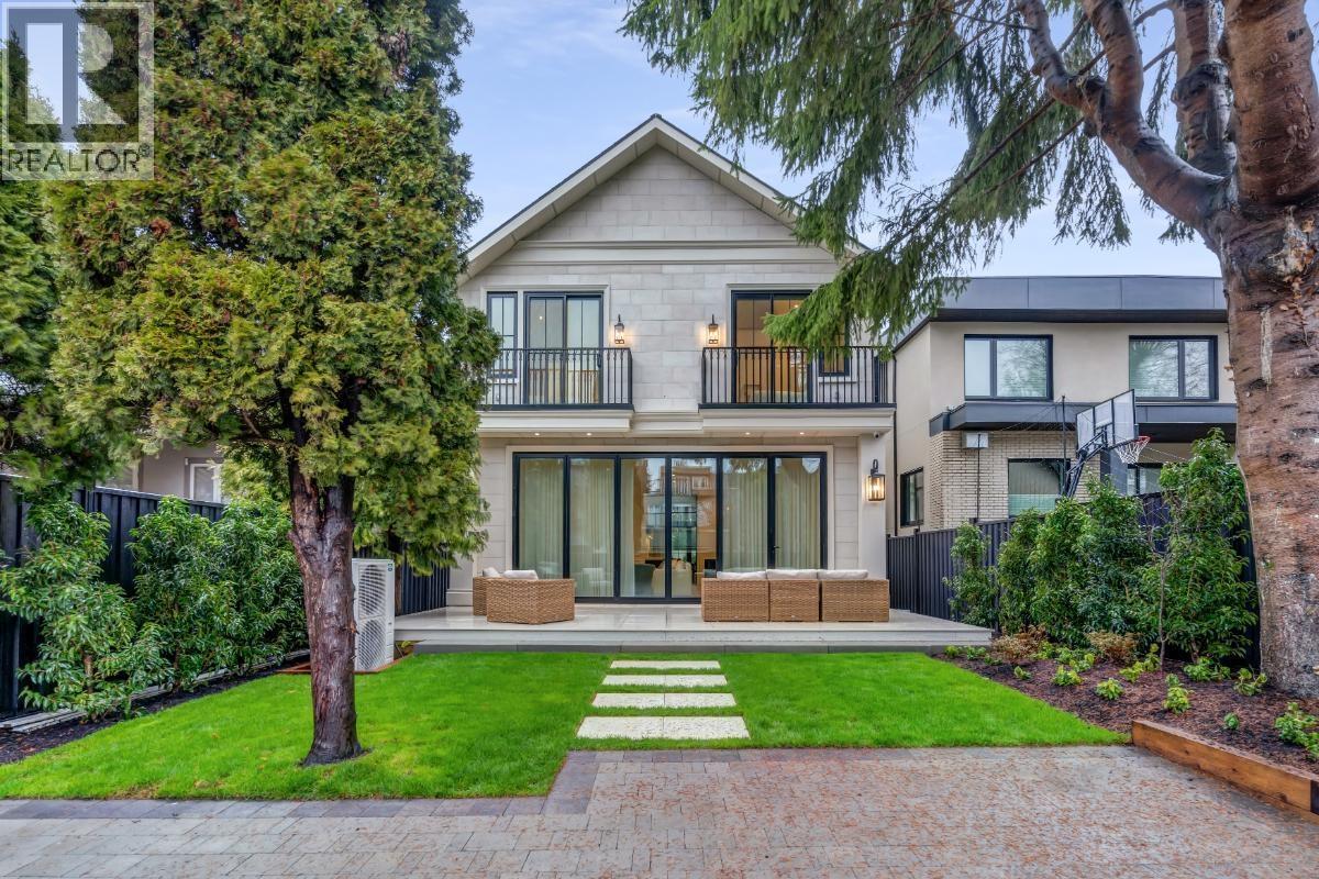 4454 W 4TH AVENUE - Photo 3 of 40, Vancouver, British Columbia