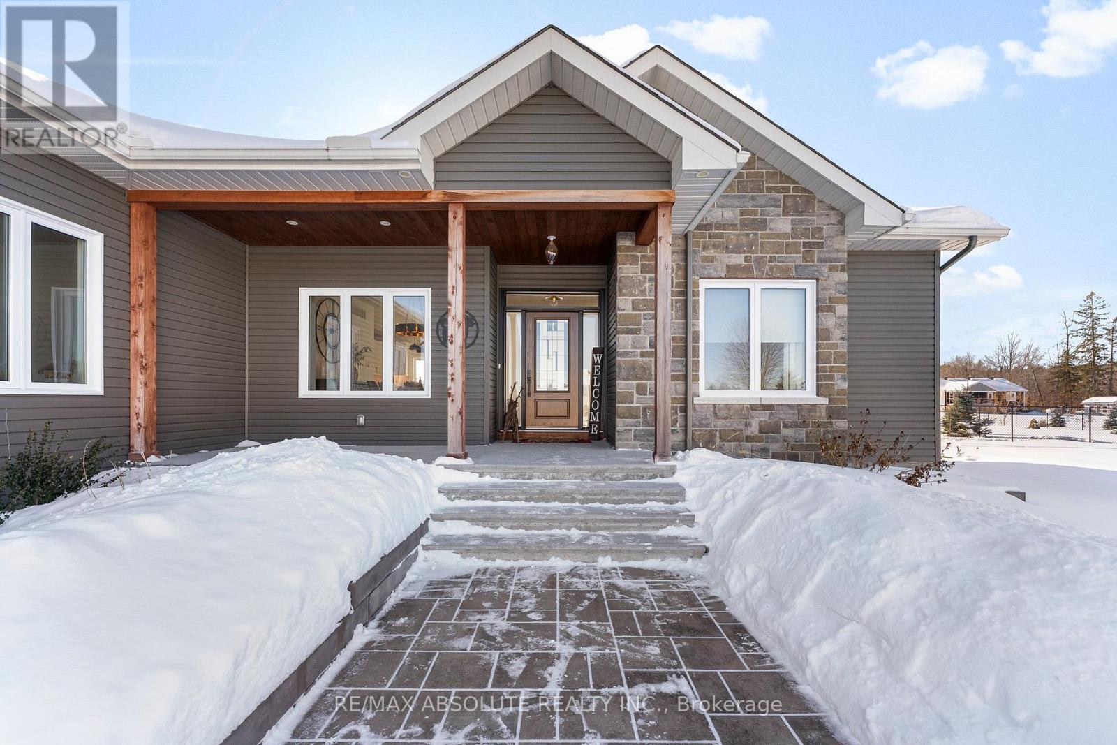 211 LION HEAD DRIVE - Photo 4 of 43, Mississippi Mills, Ontario