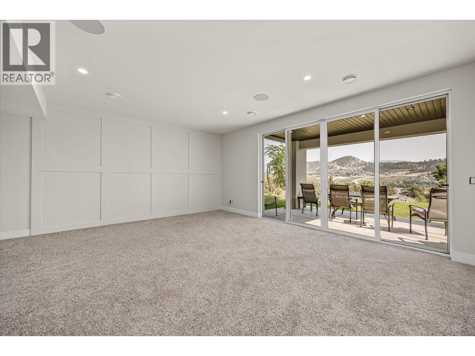  1341 Sladen Crescent, Kelowna