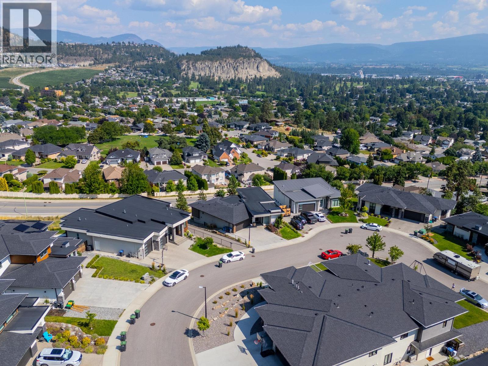  1341 Sladen Crescent, Kelowna