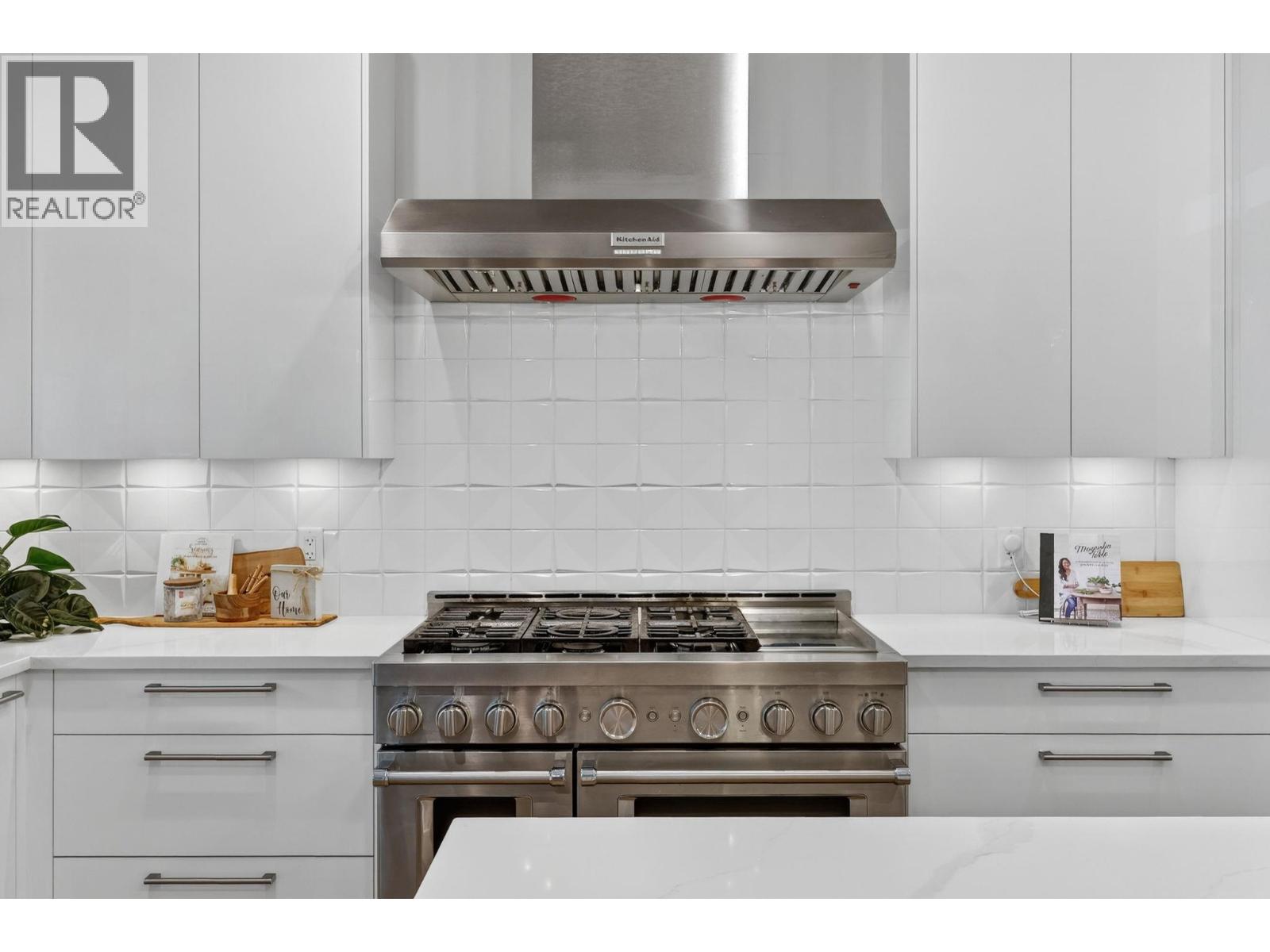  2759 Canyon Crest Drive, West Kelowna