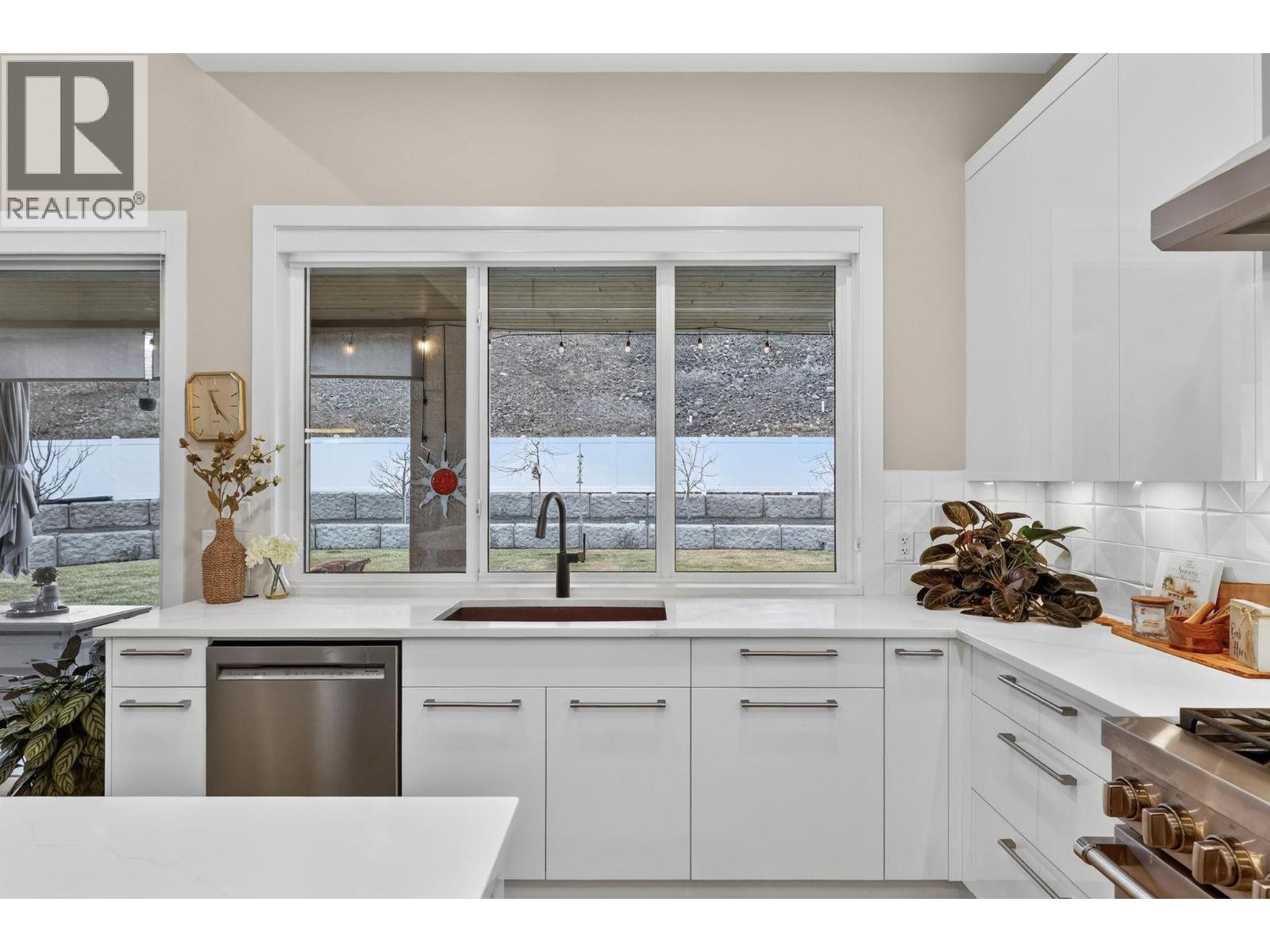  2759 Canyon Crest Drive, West Kelowna