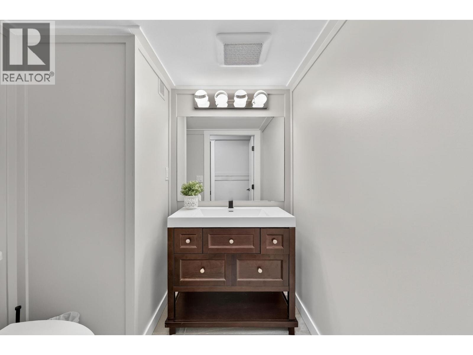  2759 Canyon Crest Drive, West Kelowna