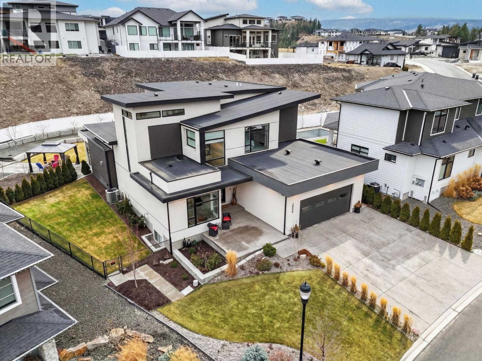  2759 Canyon Crest Drive, West Kelowna