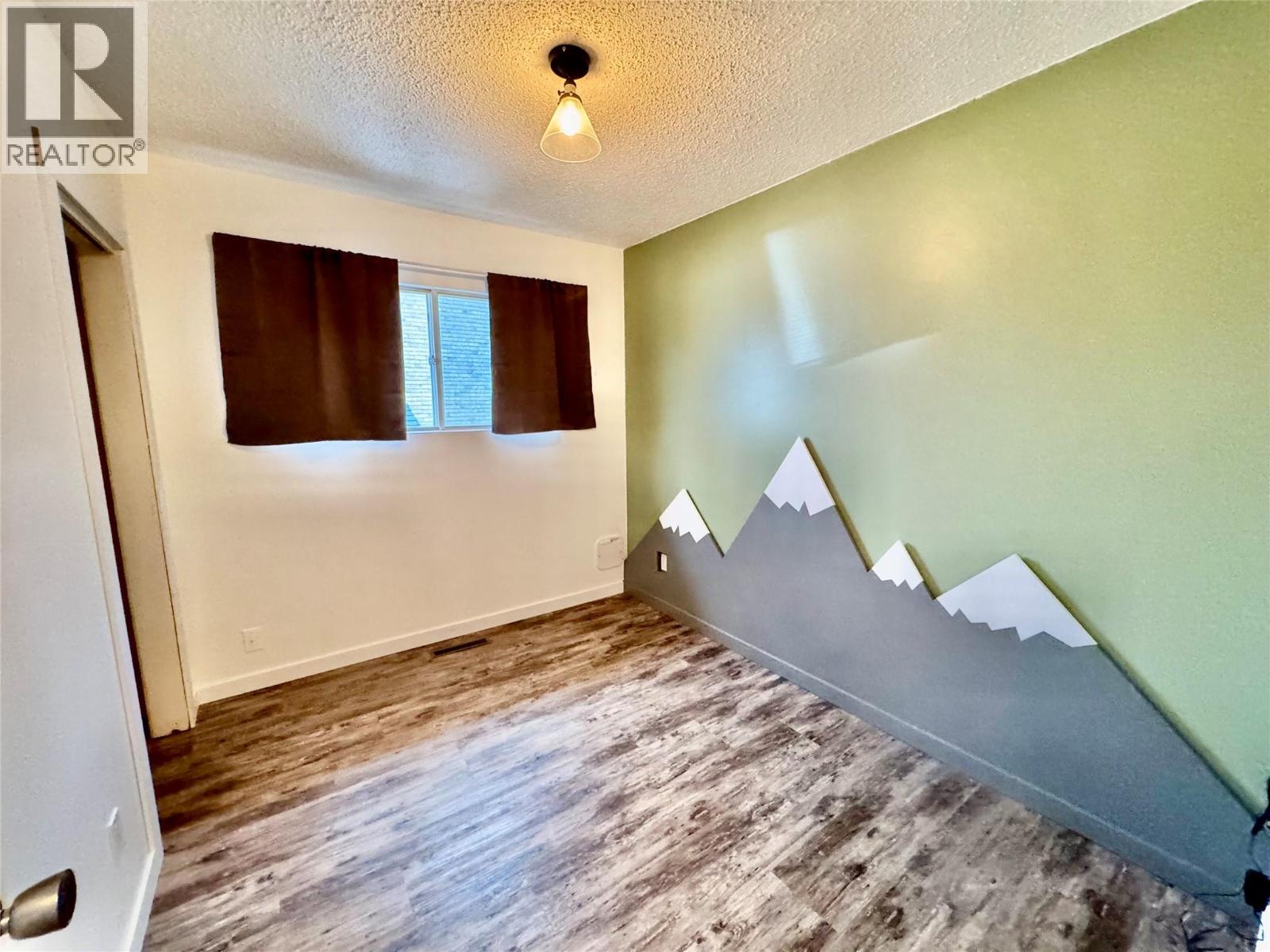 1501 111 Avenue, Dawson Creek