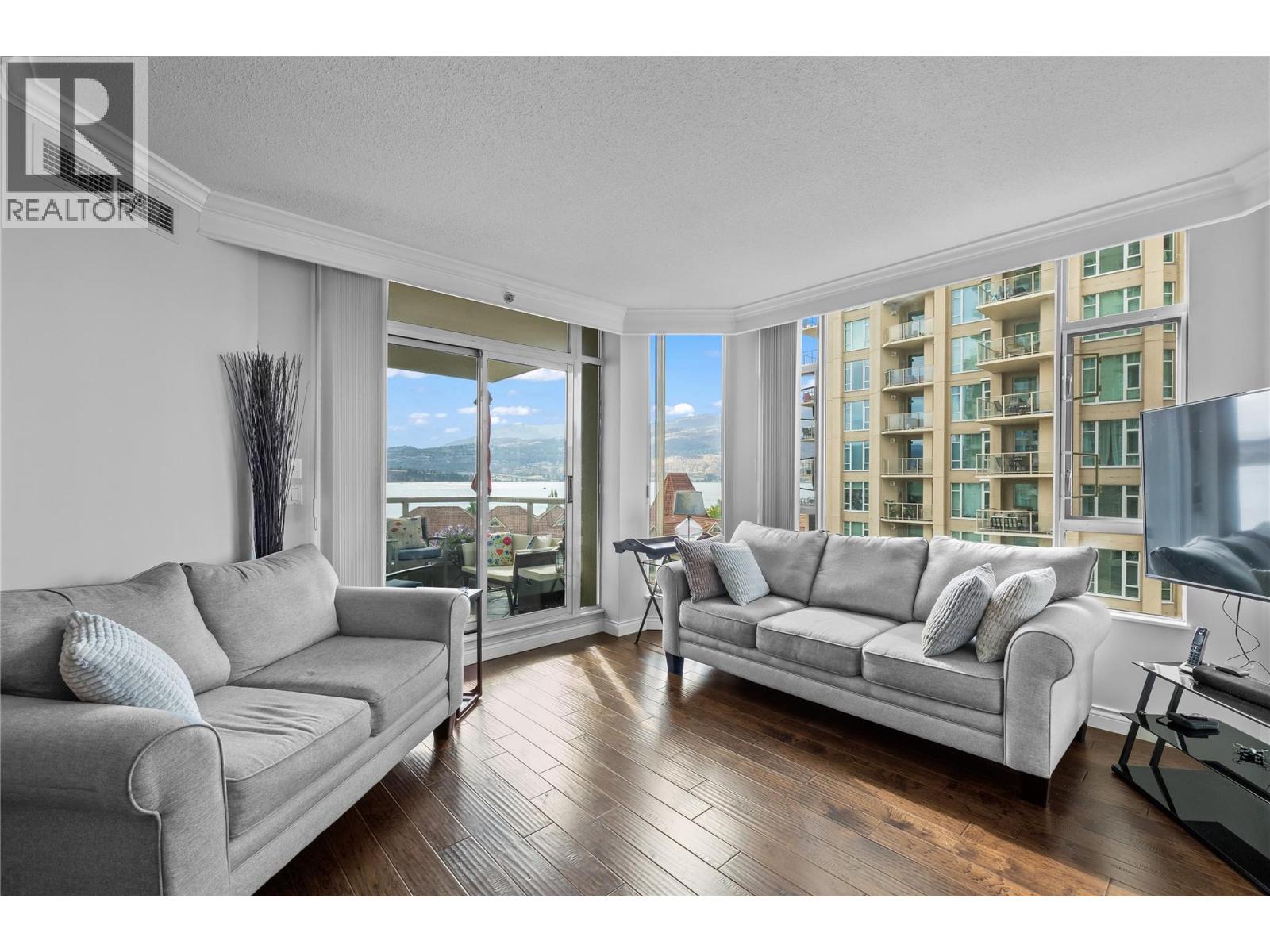 706 1152 Sunset Drive, Kelowna