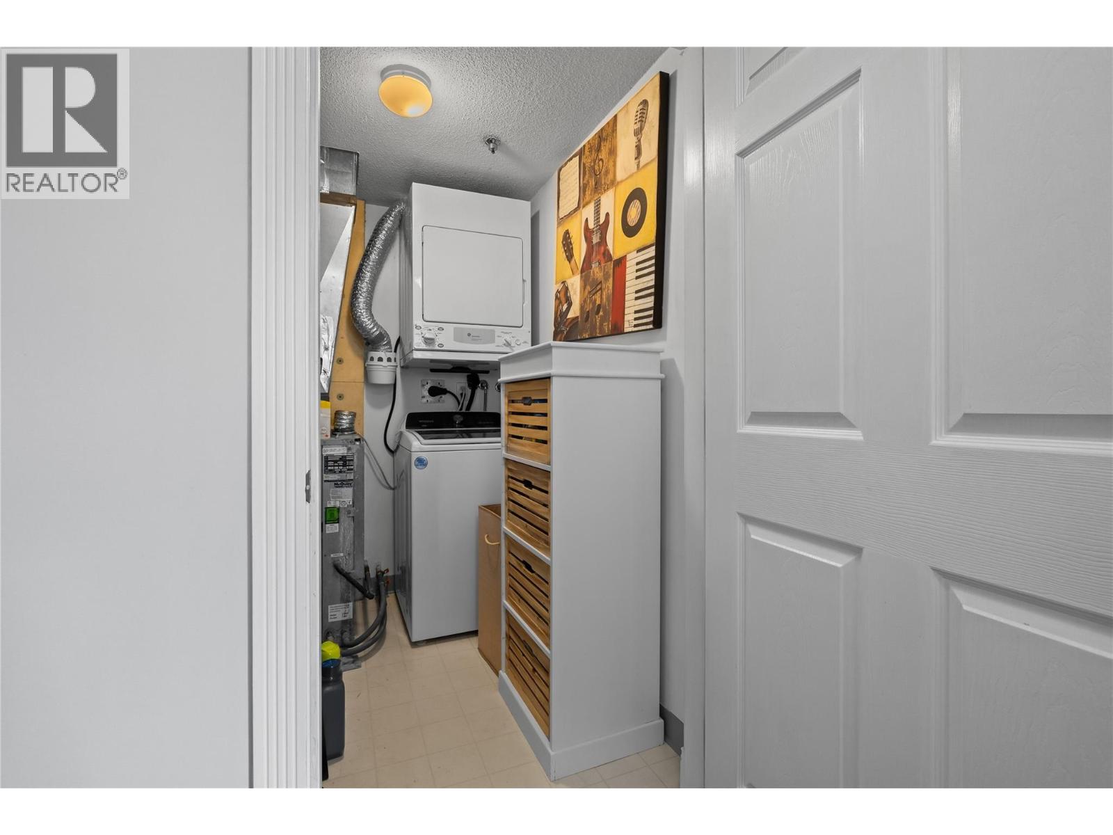 706 1152 Sunset Drive, Kelowna