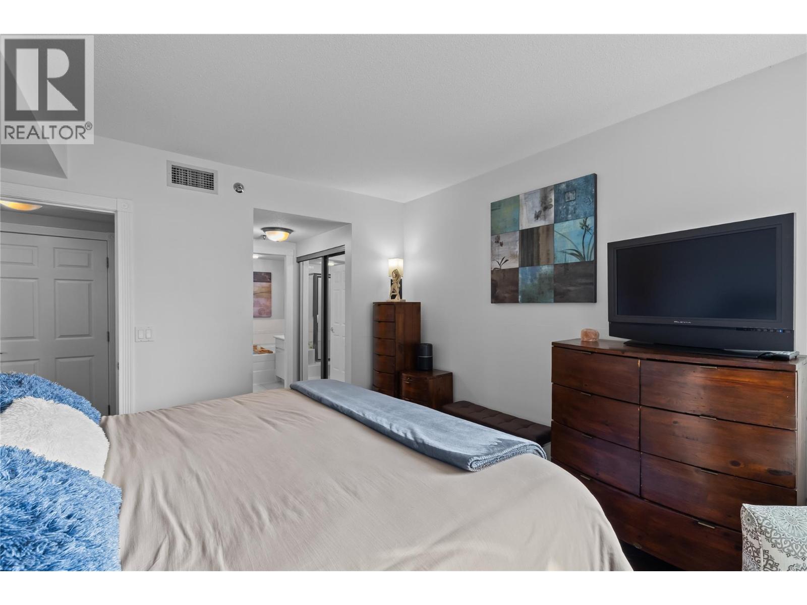 706 1152 Sunset Drive, Kelowna