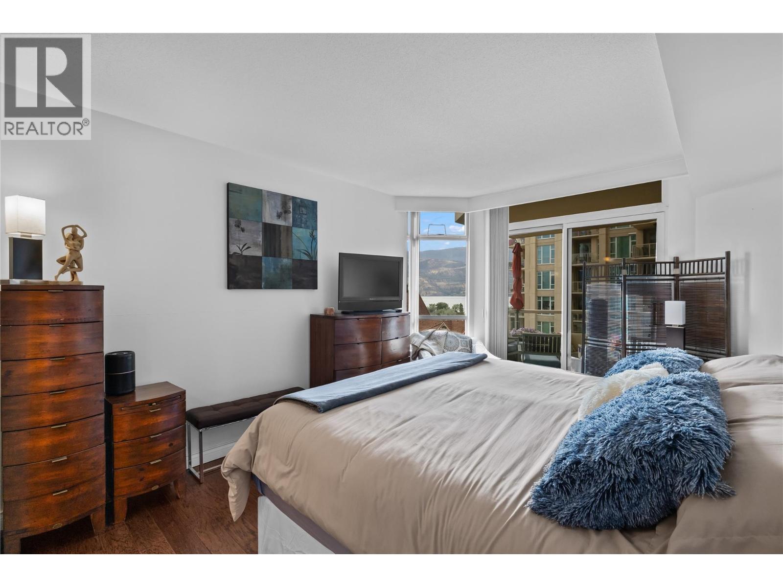 706 1152 Sunset Drive, Kelowna