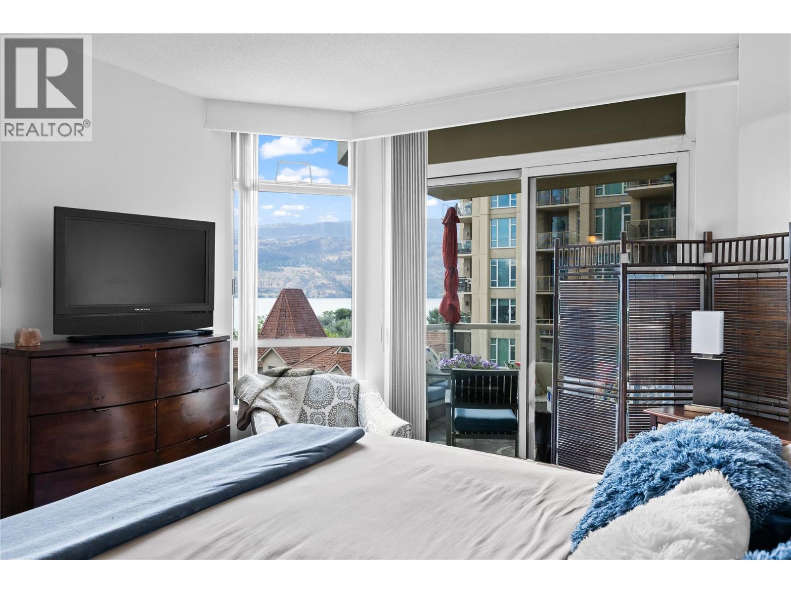 706 1152 Sunset Drive, Kelowna