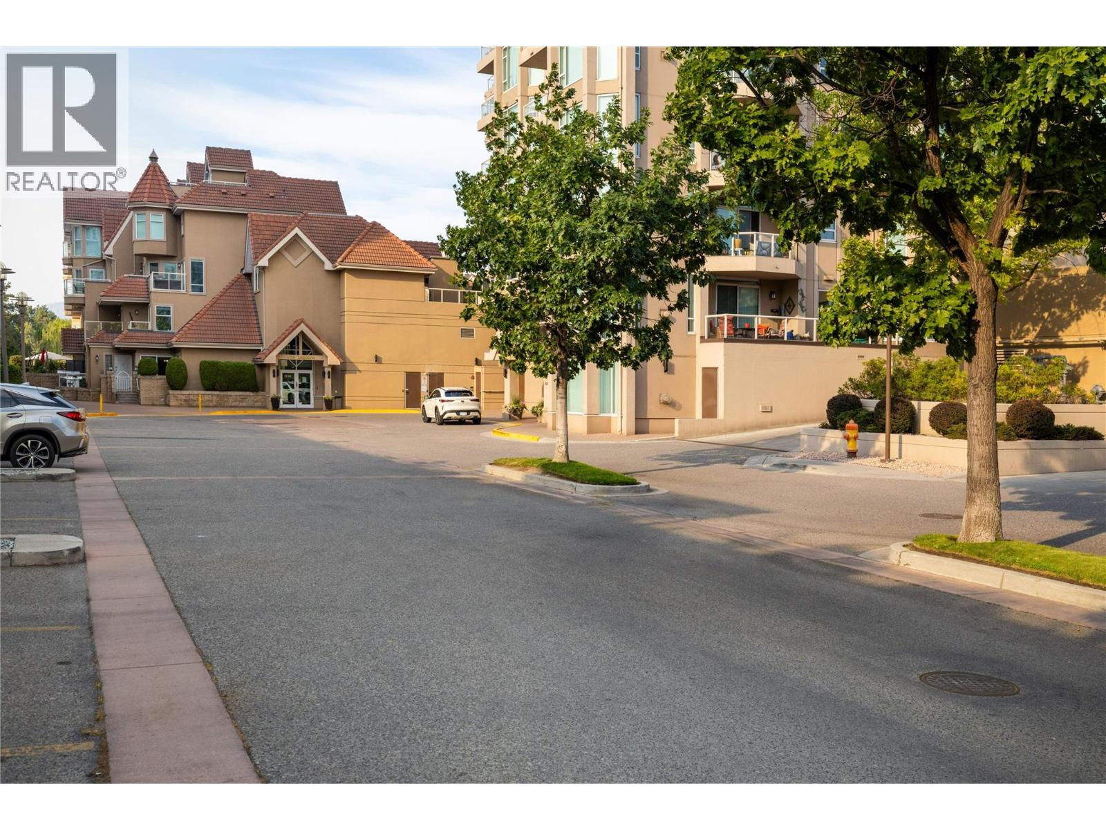 706 1152 Sunset Drive, Kelowna