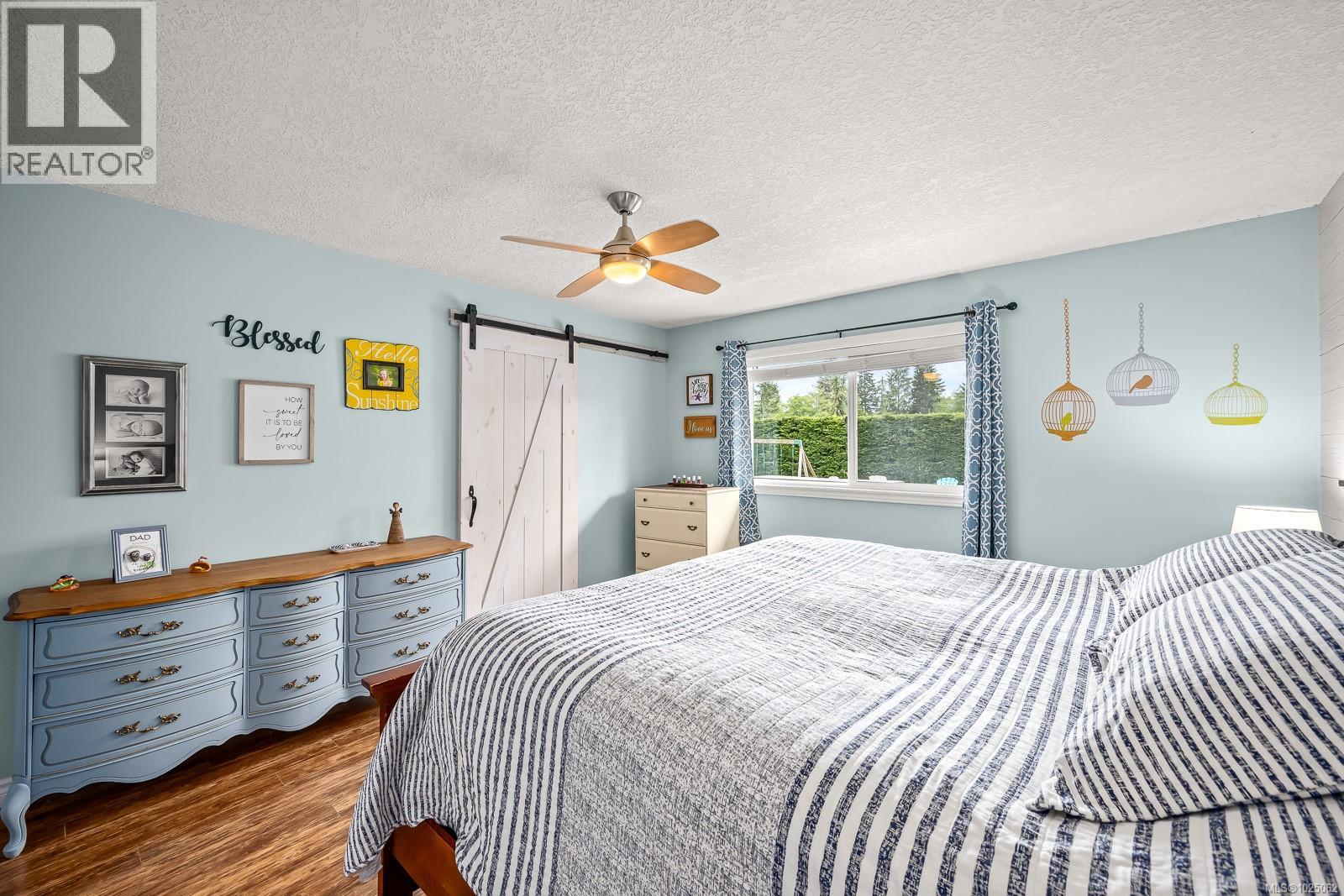 3879 Wavecrest Rd, Campbell River