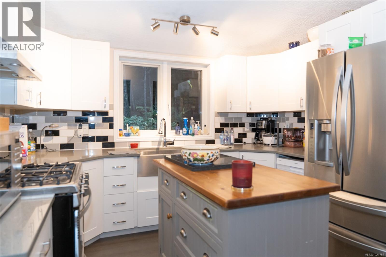 149 PILKEY POINT RD - 17