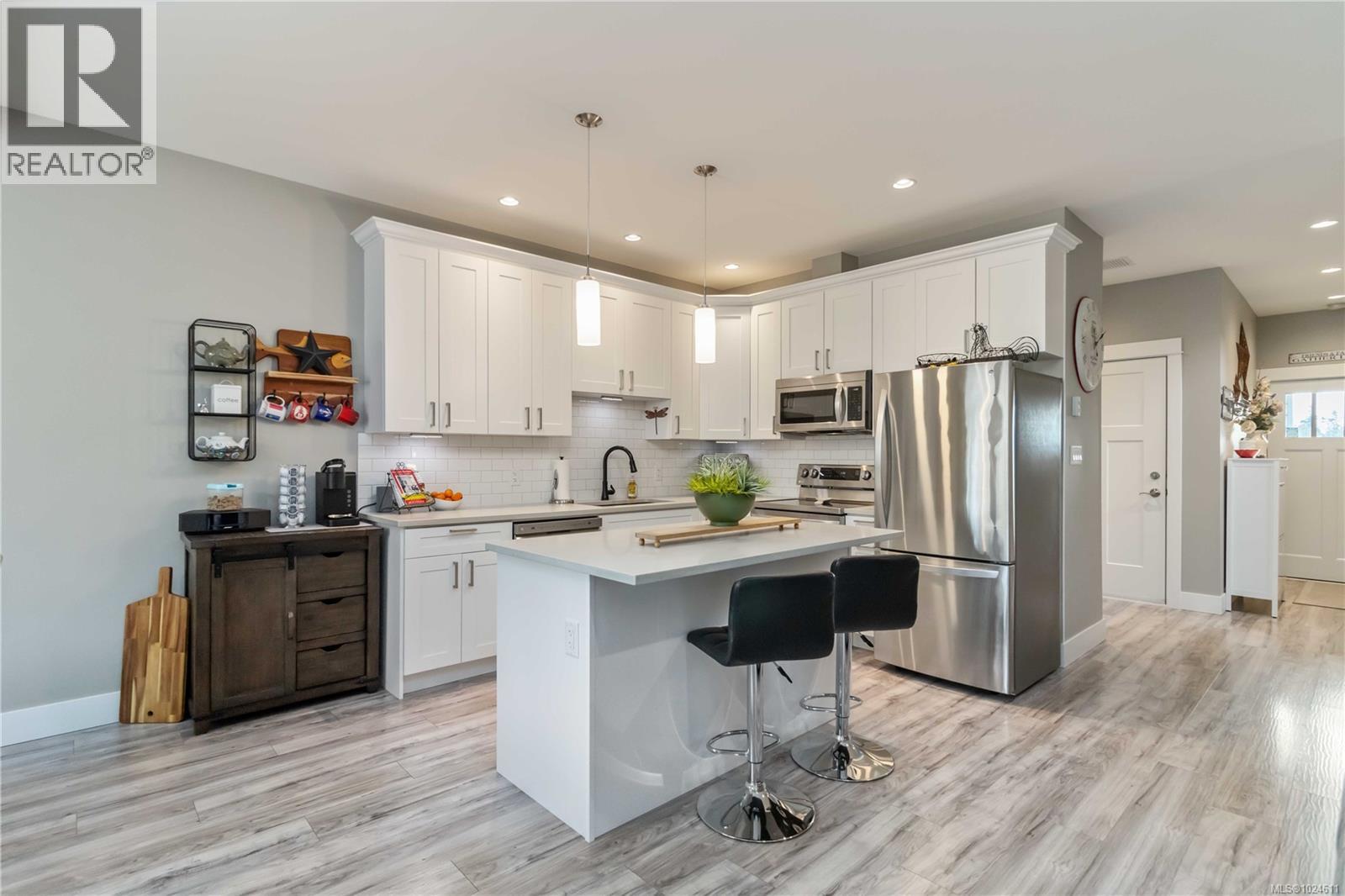  6688 Rhodonite Drive, Sooke