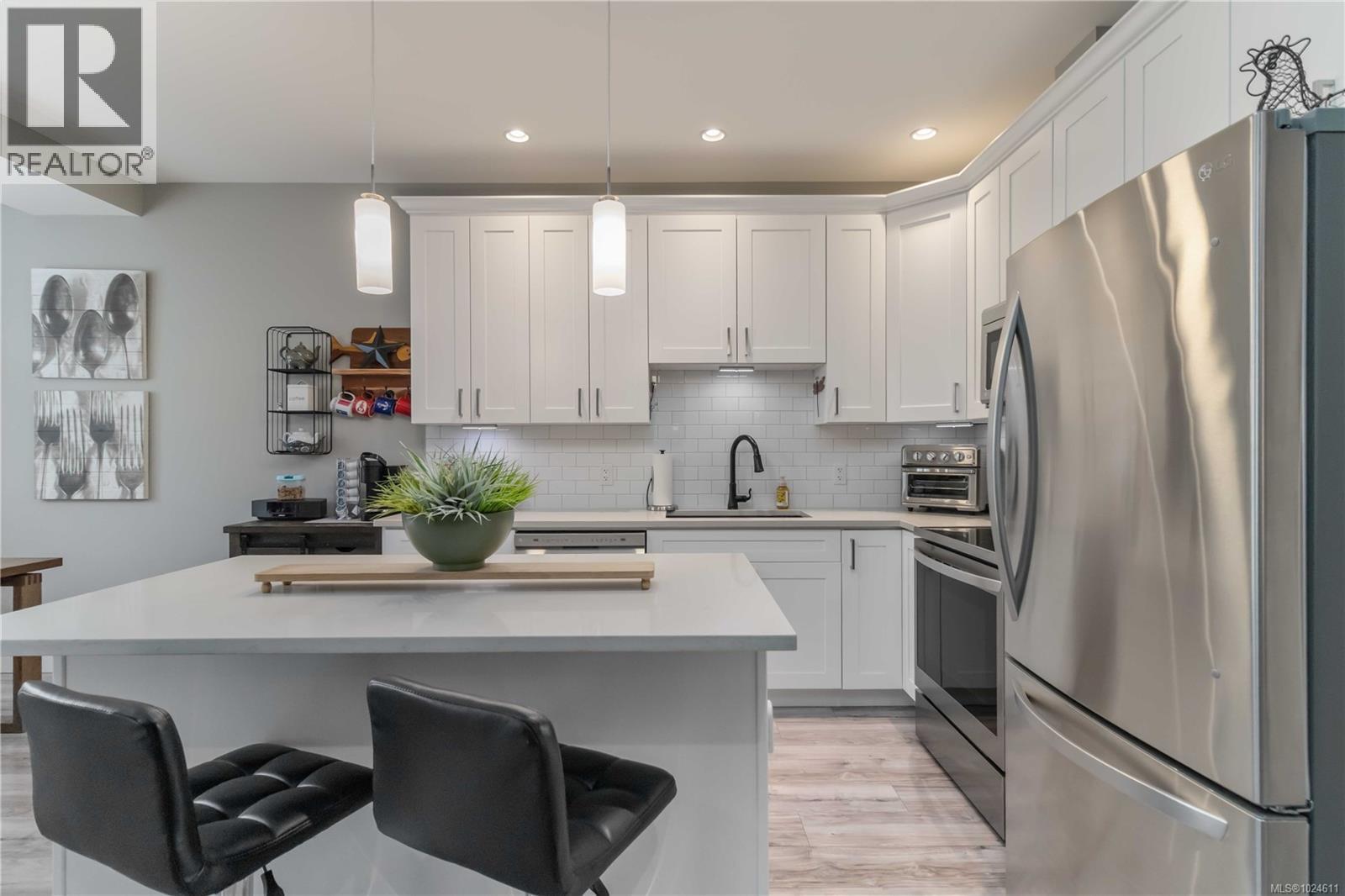  6688 Rhodonite Drive, Sooke