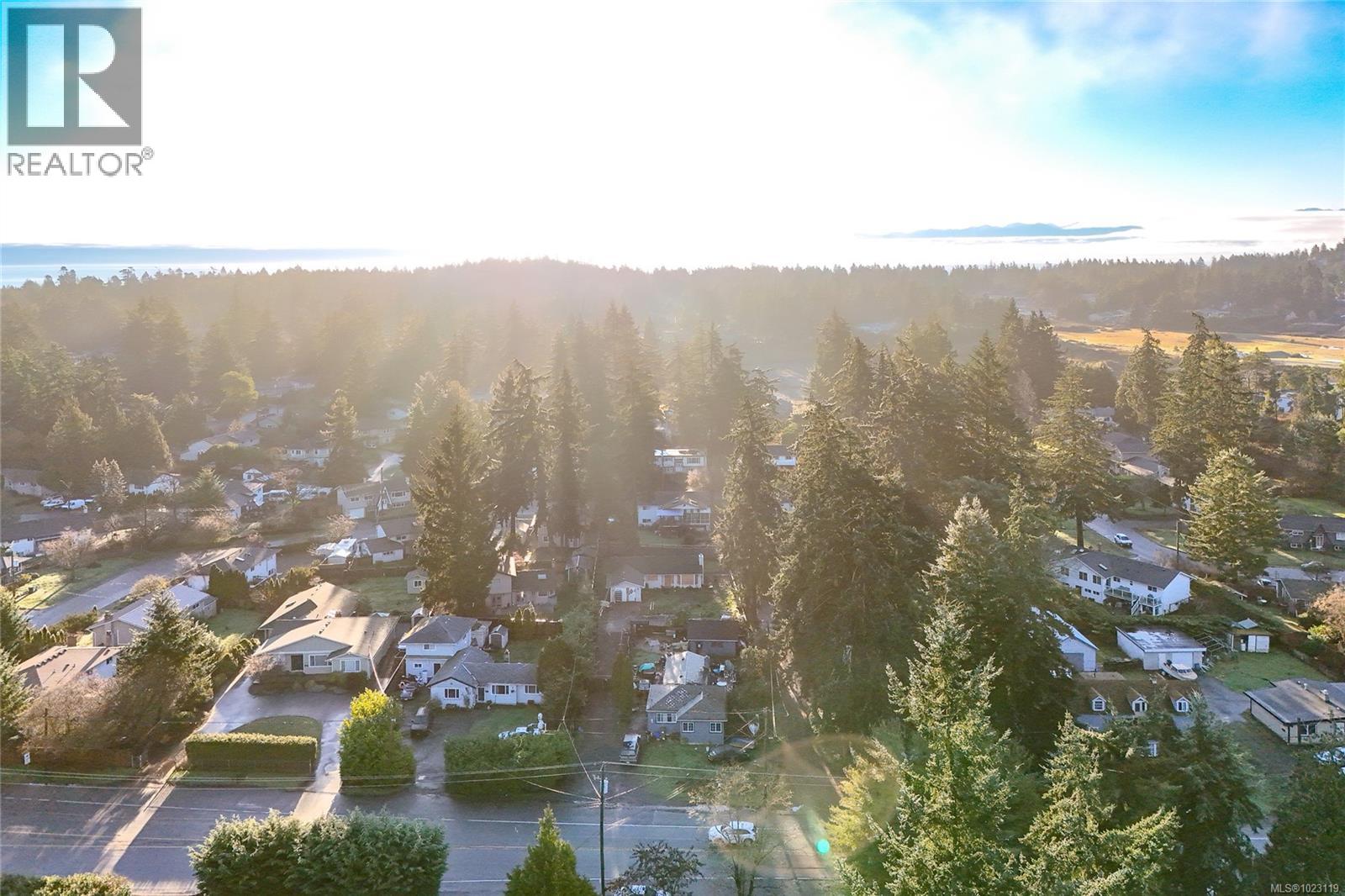 2317A Sooke Rd, Colwood