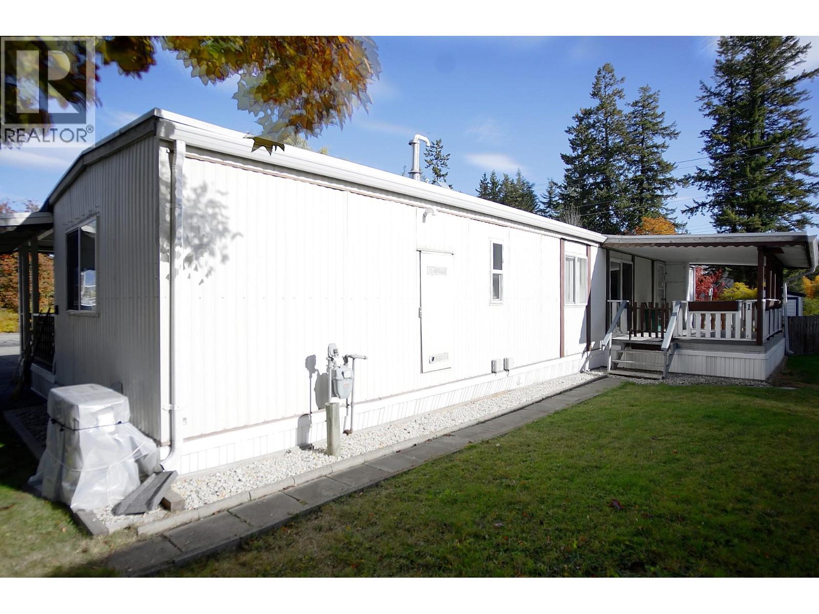 1 1361 30 Street Southeast, Salmon Arm