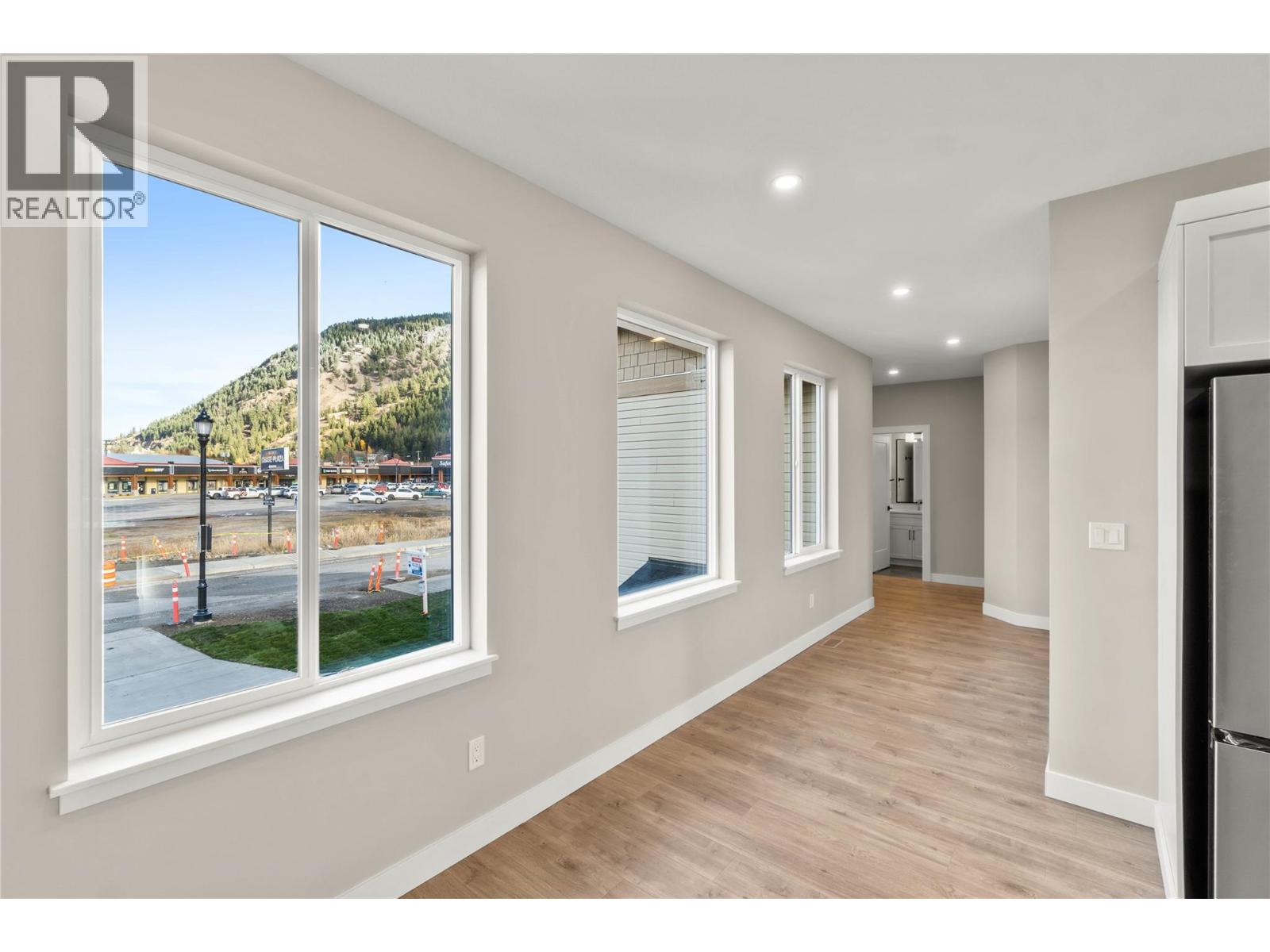 302 BROOKE Drive, Chase