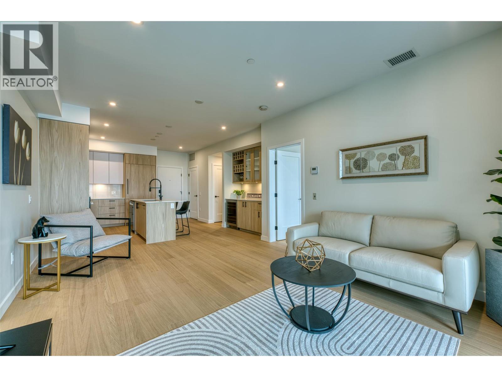 508 9652 Benchland Drive, Lake Country