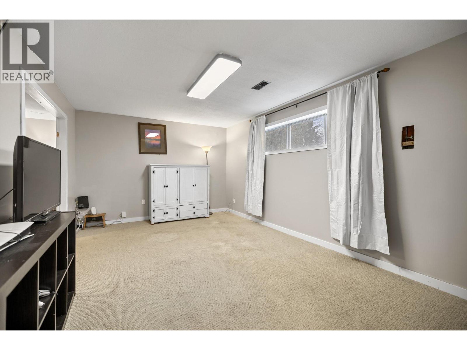 2797 Catherine Crescent, Armstrong