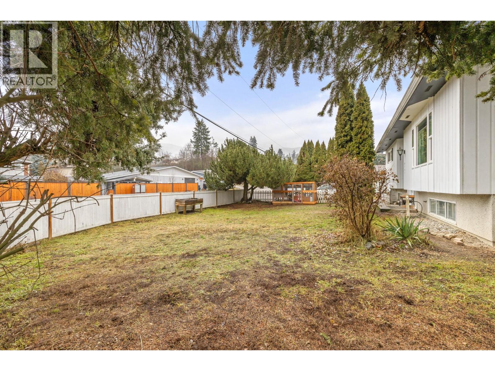 2797 Catherine Crescent, Armstrong