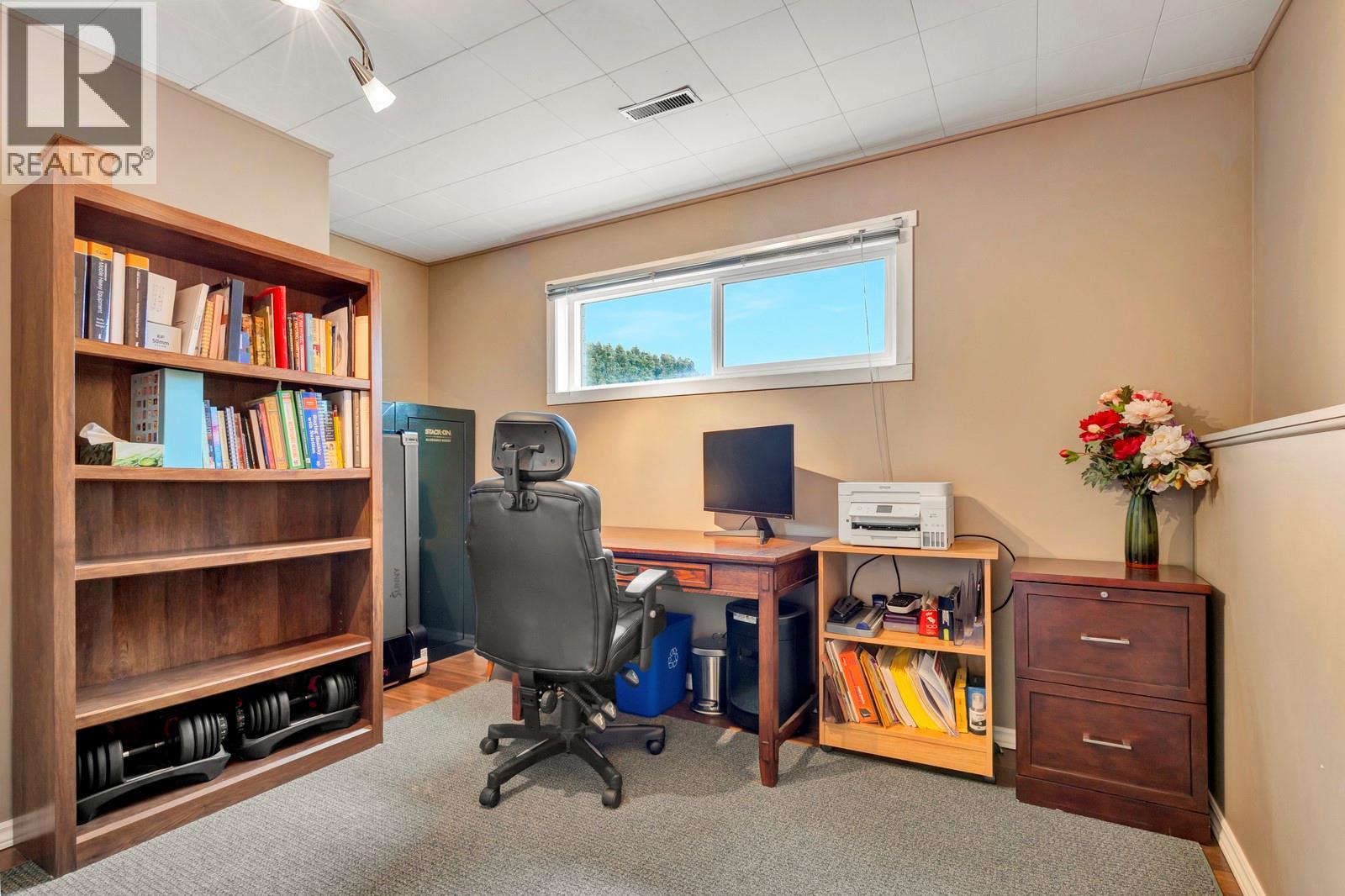  1653 Traut Court, Kelowna