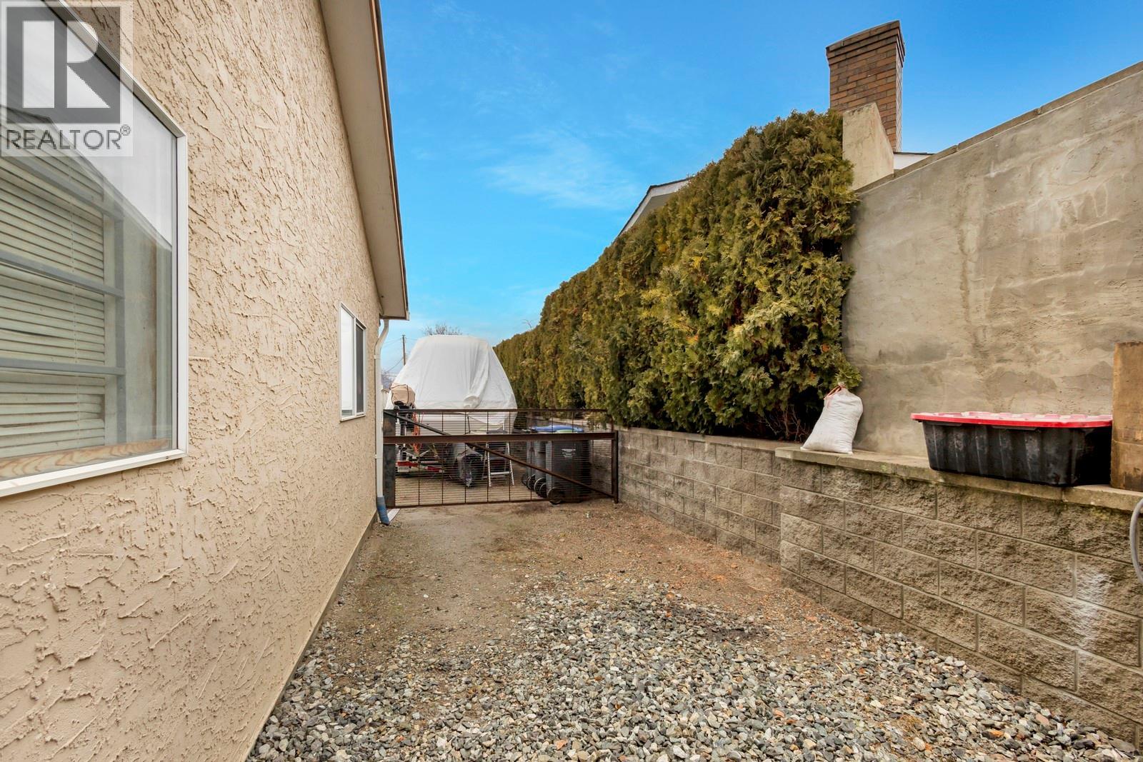  1653 Traut Court, Kelowna