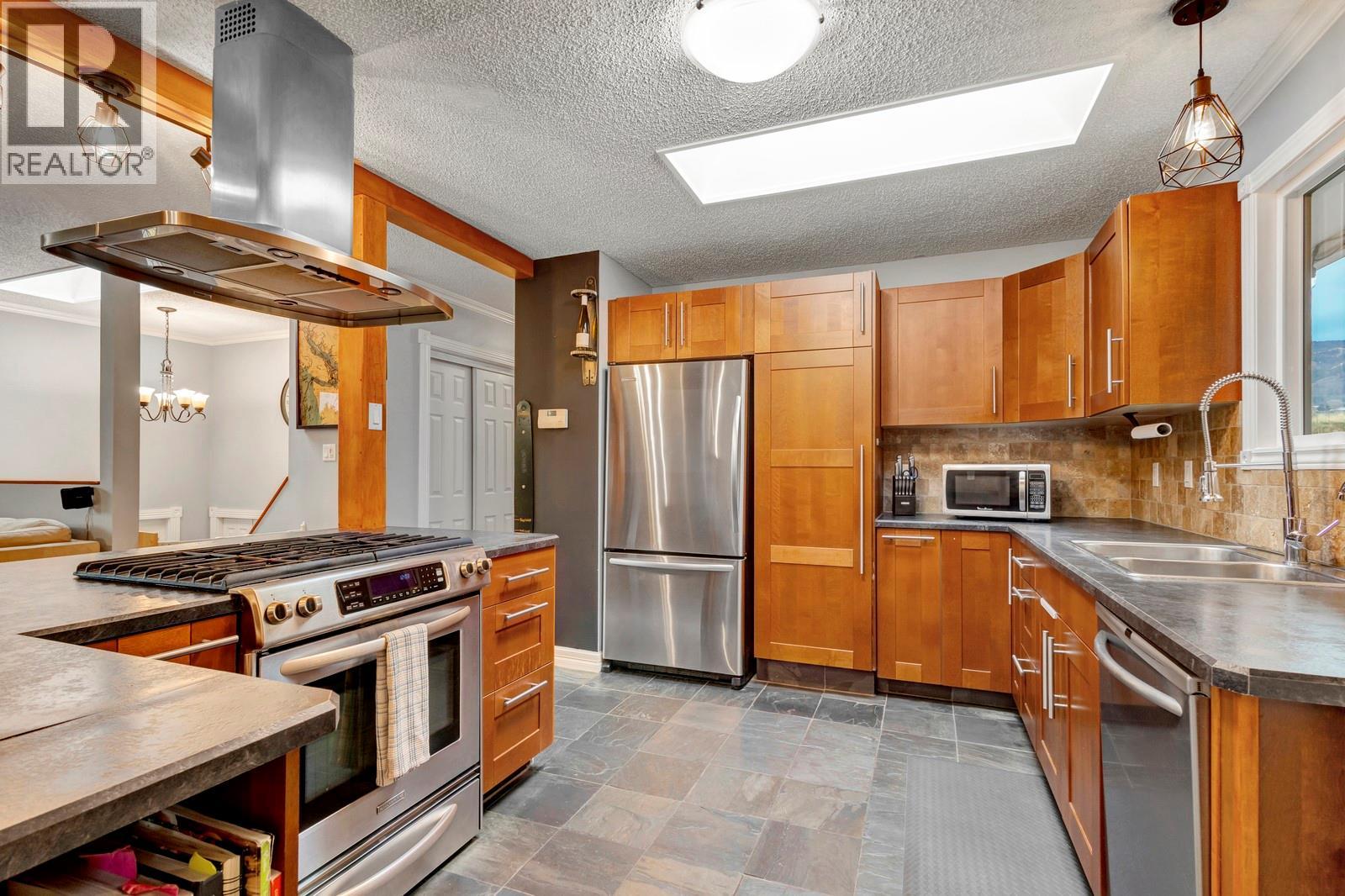  1653 Traut Court, Kelowna