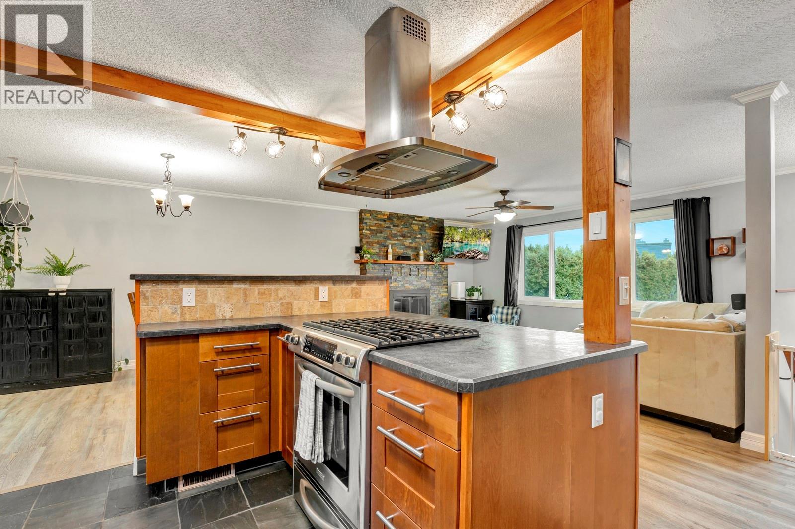  1653 Traut Court, Kelowna