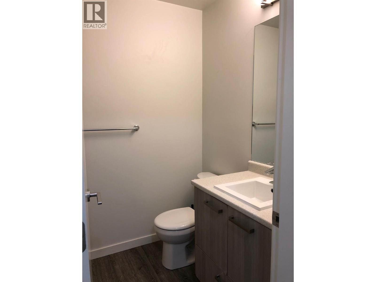 303 935 Academy Way, Kelowna