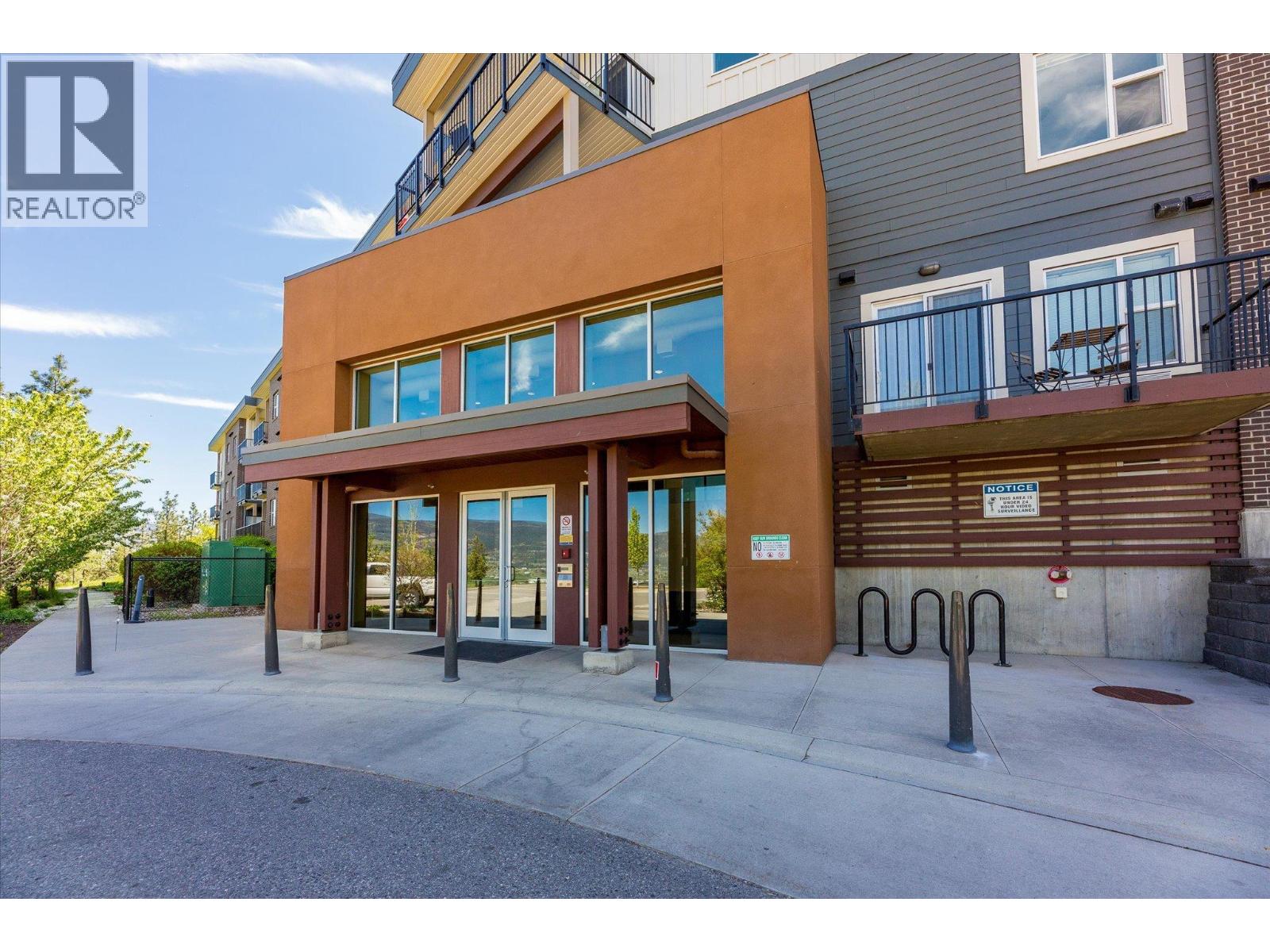 303 935 Academy Way, Kelowna