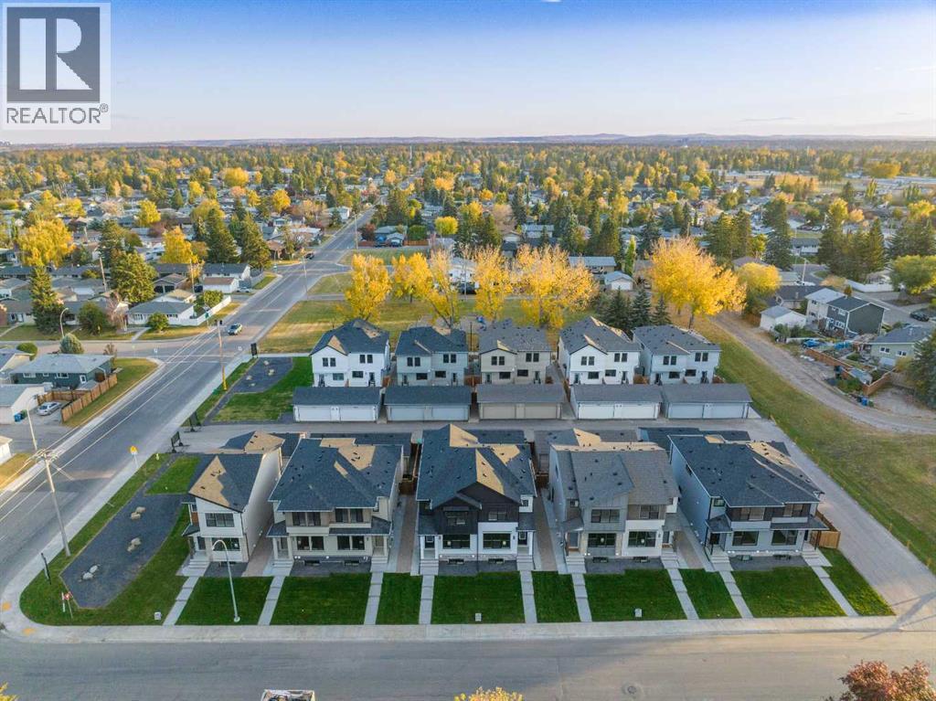 Single Family House for Sale in  Alderwood Close SE Acadia Calgary 