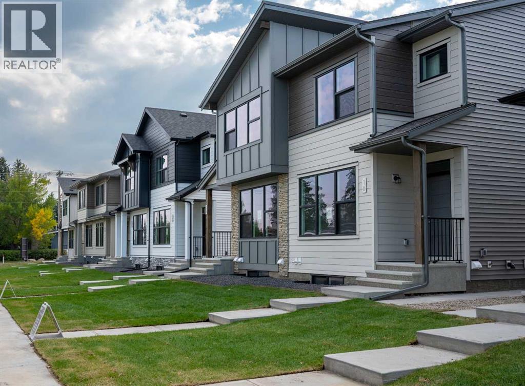 Single Family House for Sale in  Alderwood Close SE Acadia Calgary 