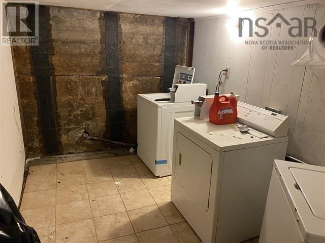 Property 11 of 22 of 15 Pool Road