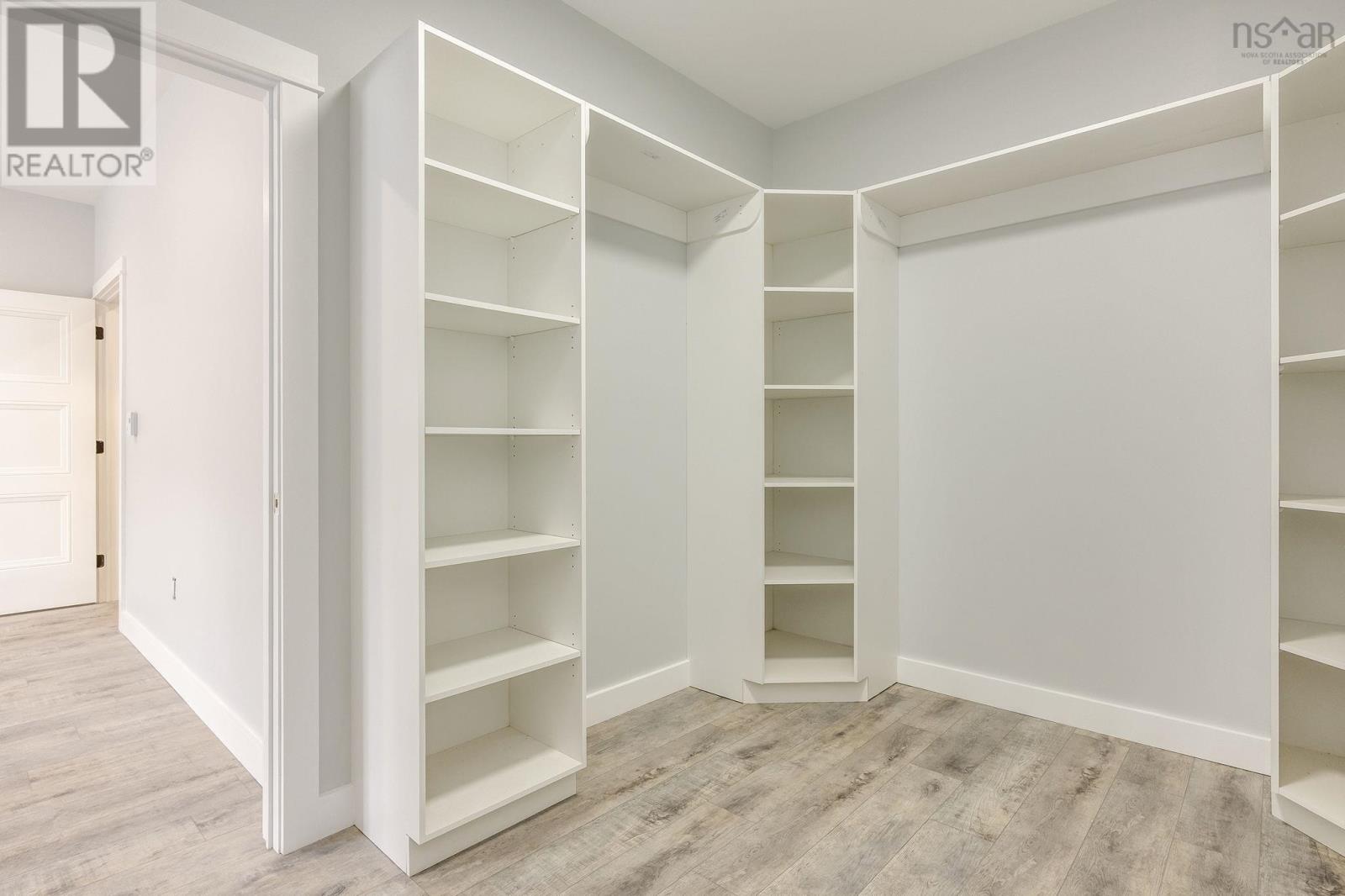 Property 22 of 38 of 206 Rivercrest Lane