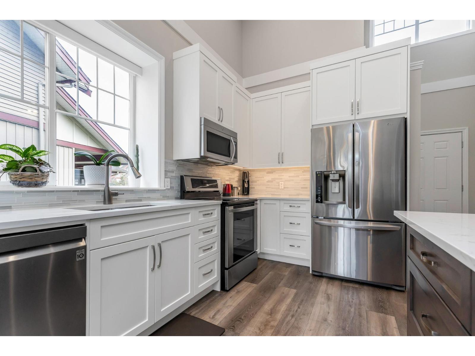 2 45545 TAMIHI WAY, Garrison Crossing, Chilliwack