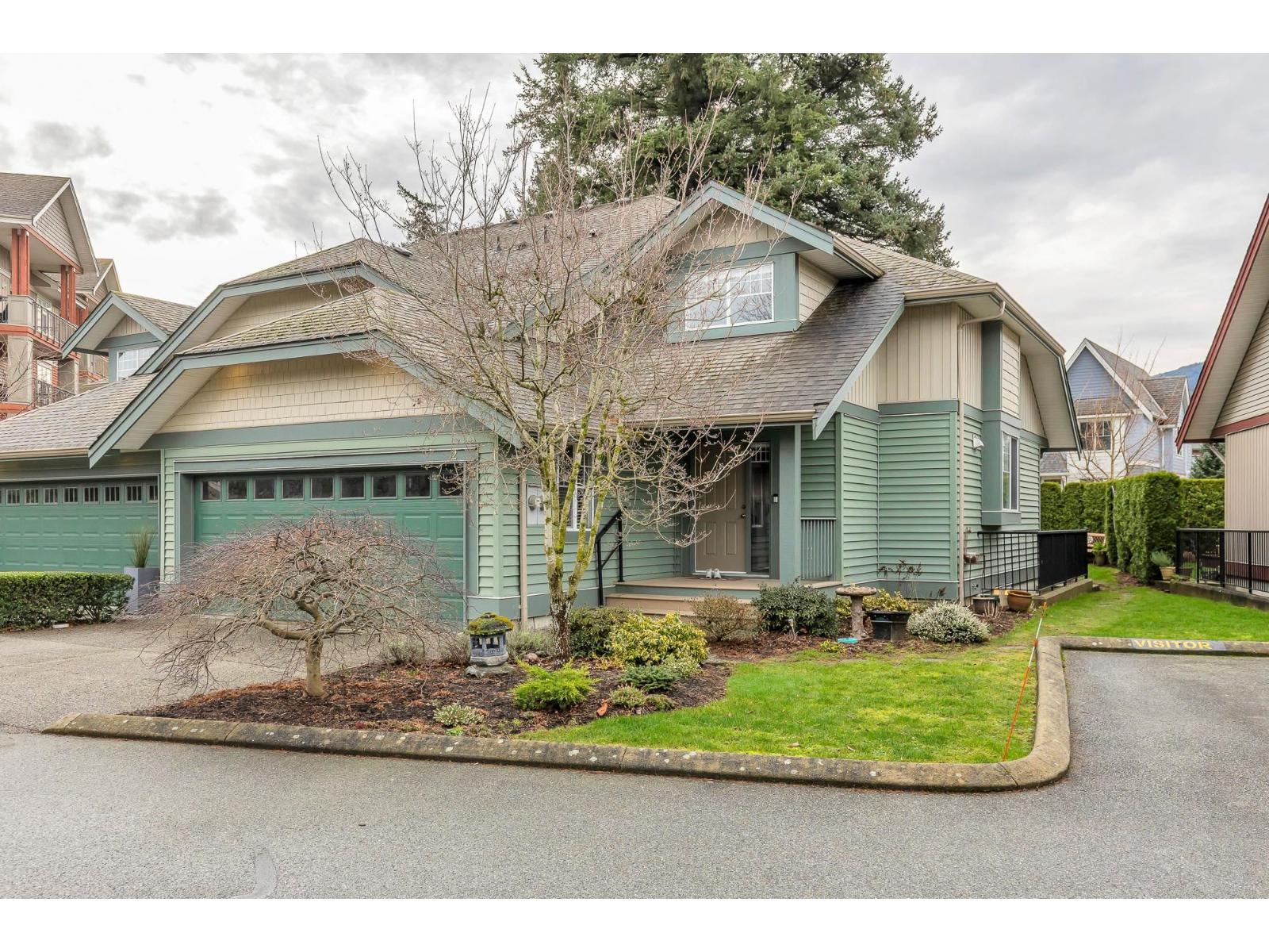 2 45545 TAMIHI WAY, Garrison Crossing, Chilliwack