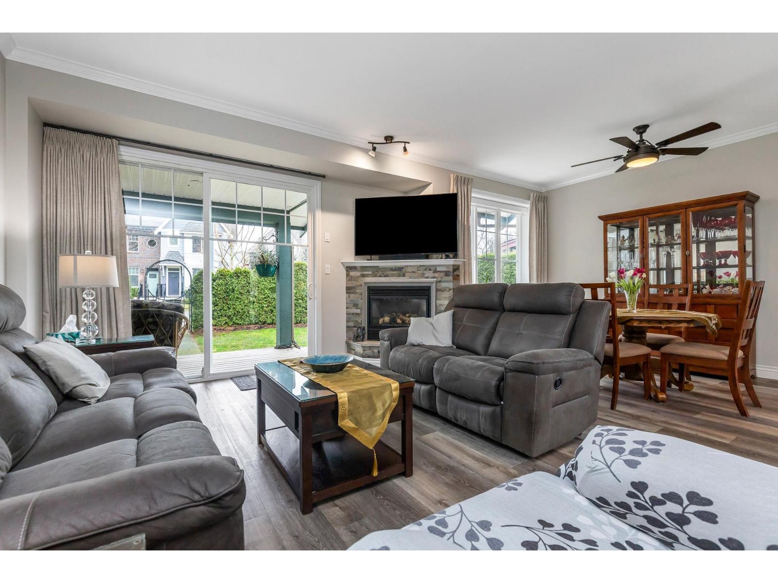 2 45545 TAMIHI WAY, Garrison Crossing, Chilliwack