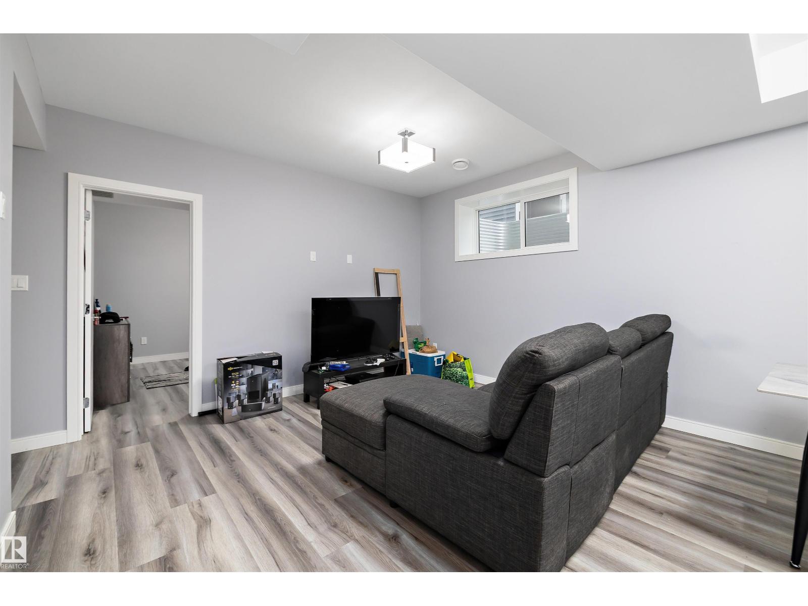 4223 VETERANS WY NW - 39