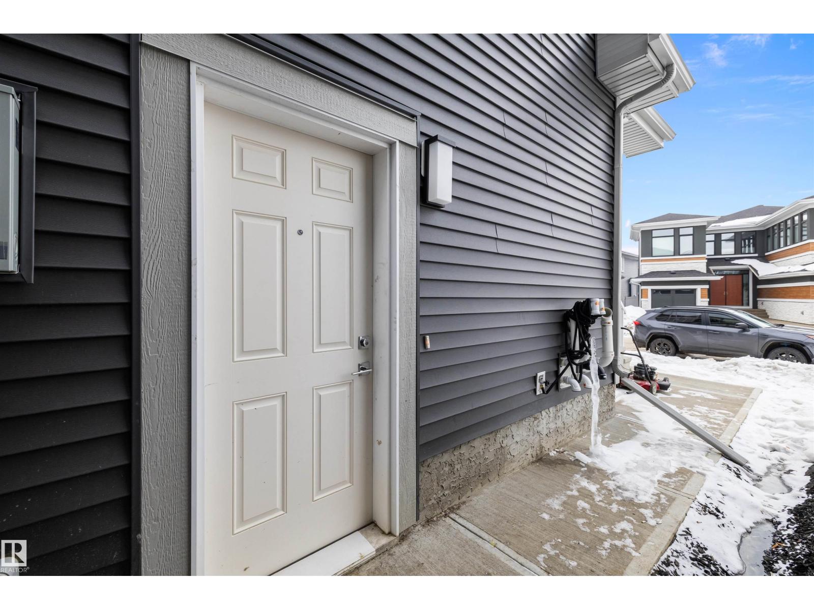 4223 VETERANS WY NW, Edmonton