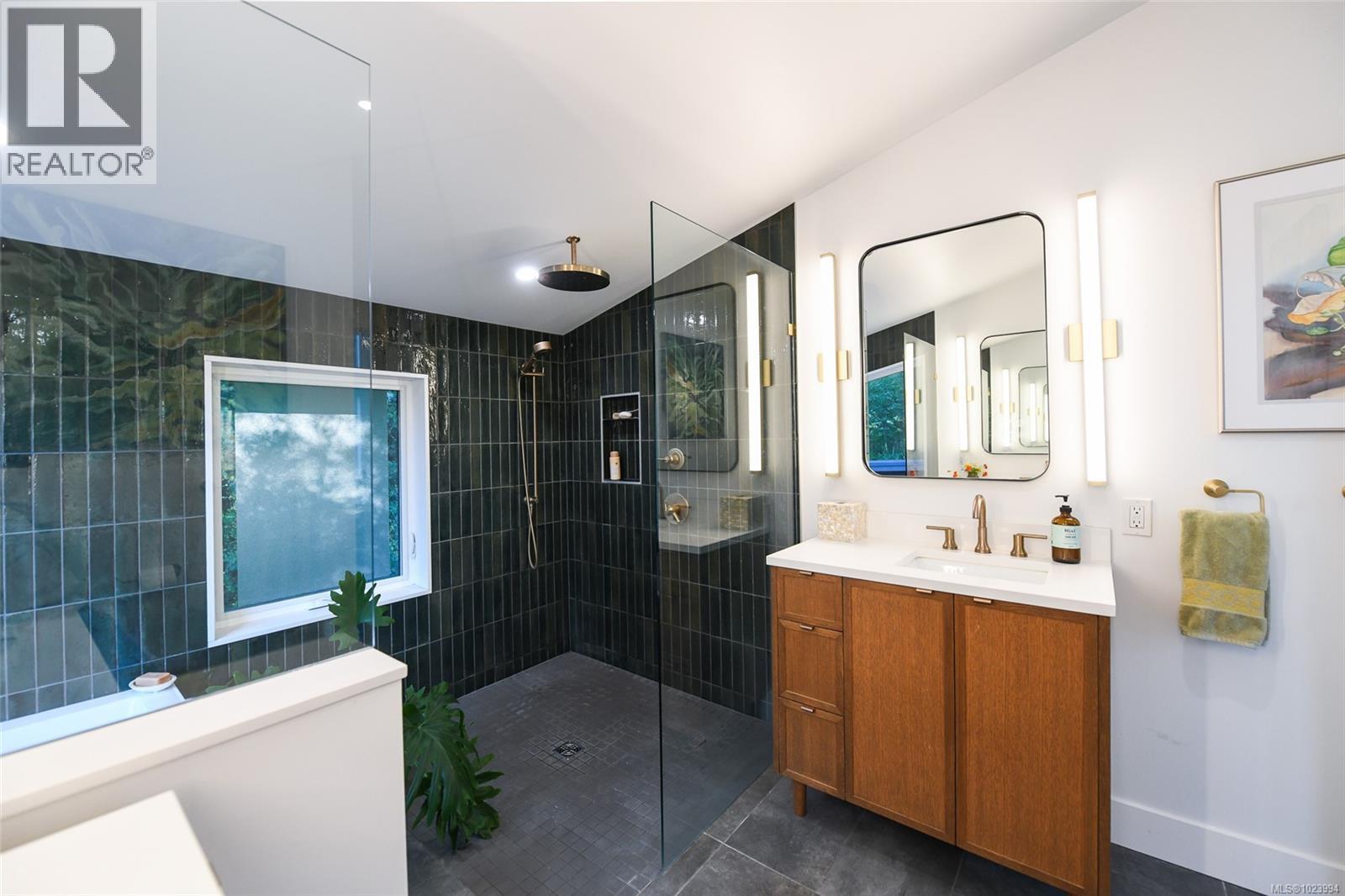 7592/7586 GABBY RD - 30