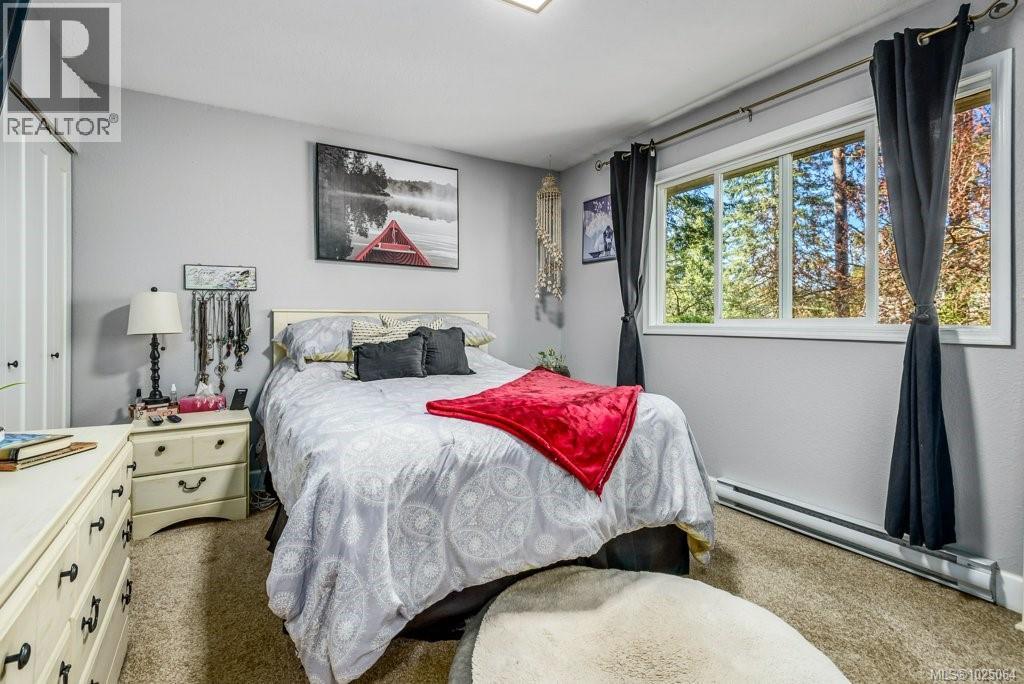 4696 Gail Cres, Courtenay