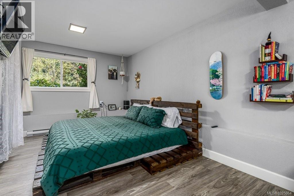 4696 Gail Cres, Courtenay