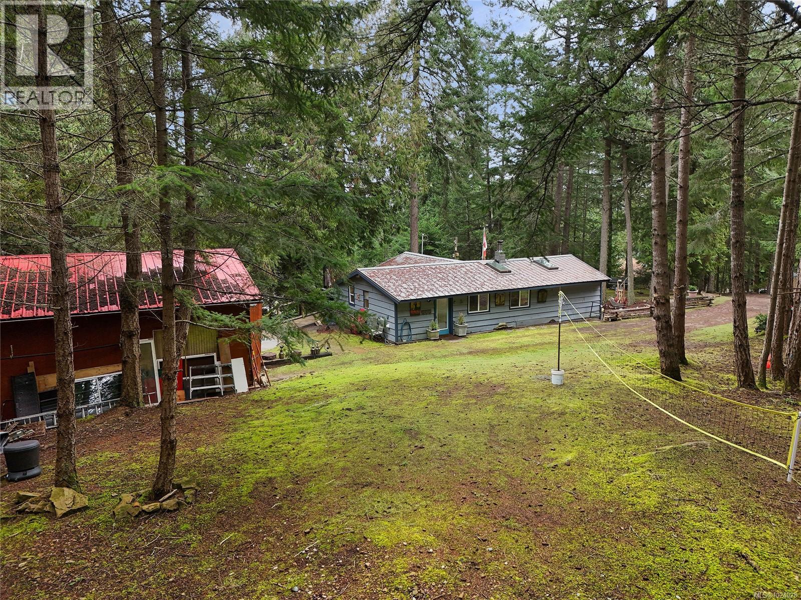  493 Abbott Road, Mayne Island