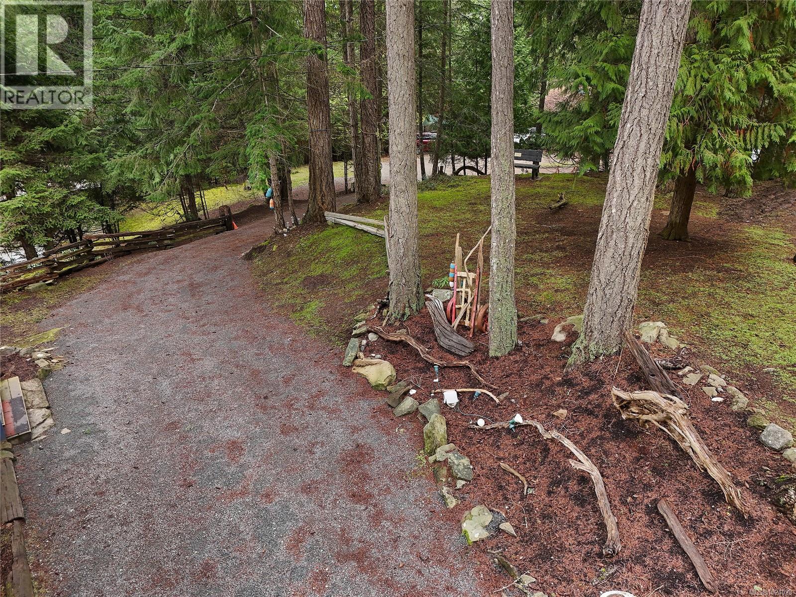  493 Abbott Road, Mayne Island