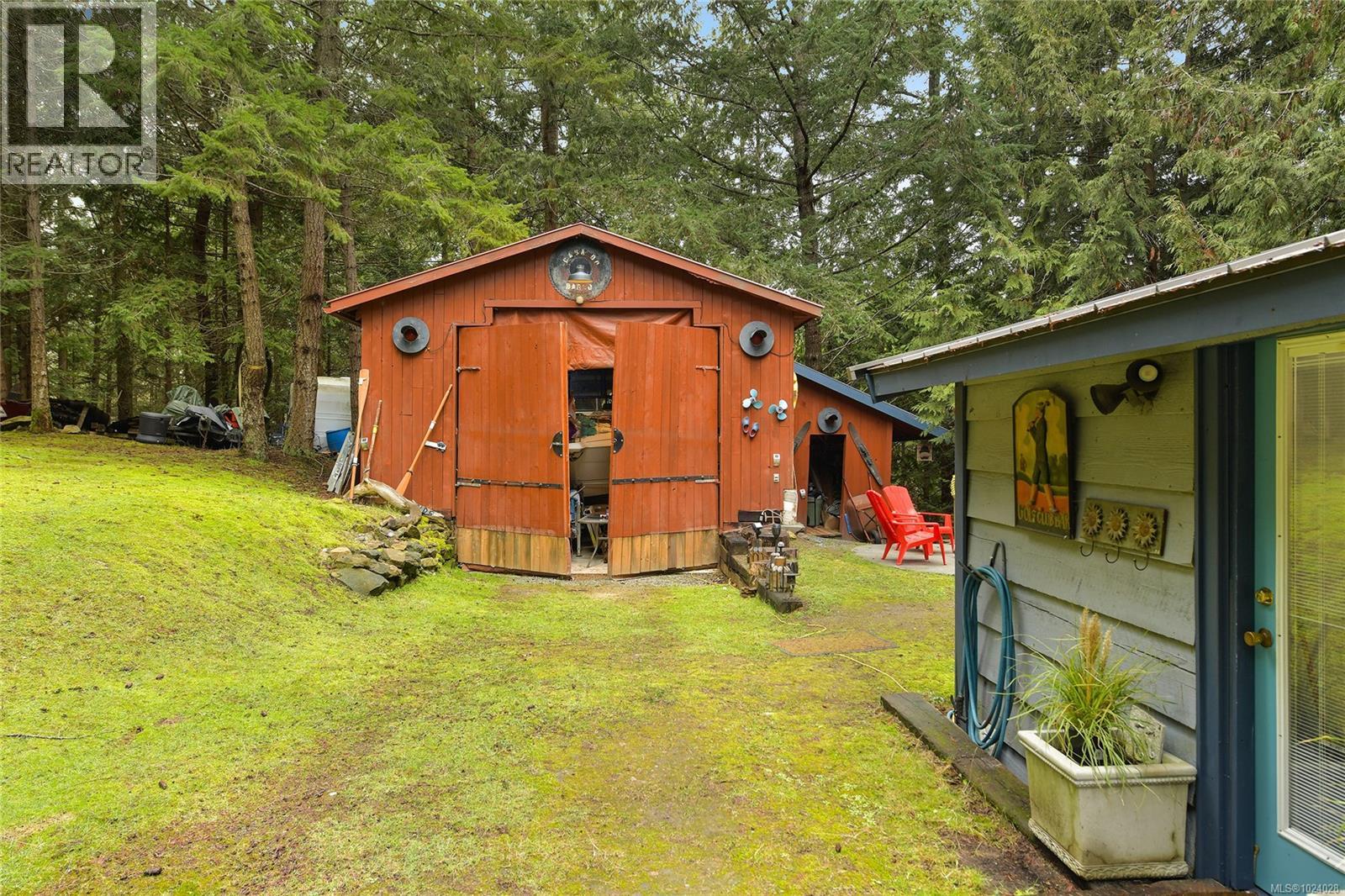  493 Abbott Road, Mayne Island