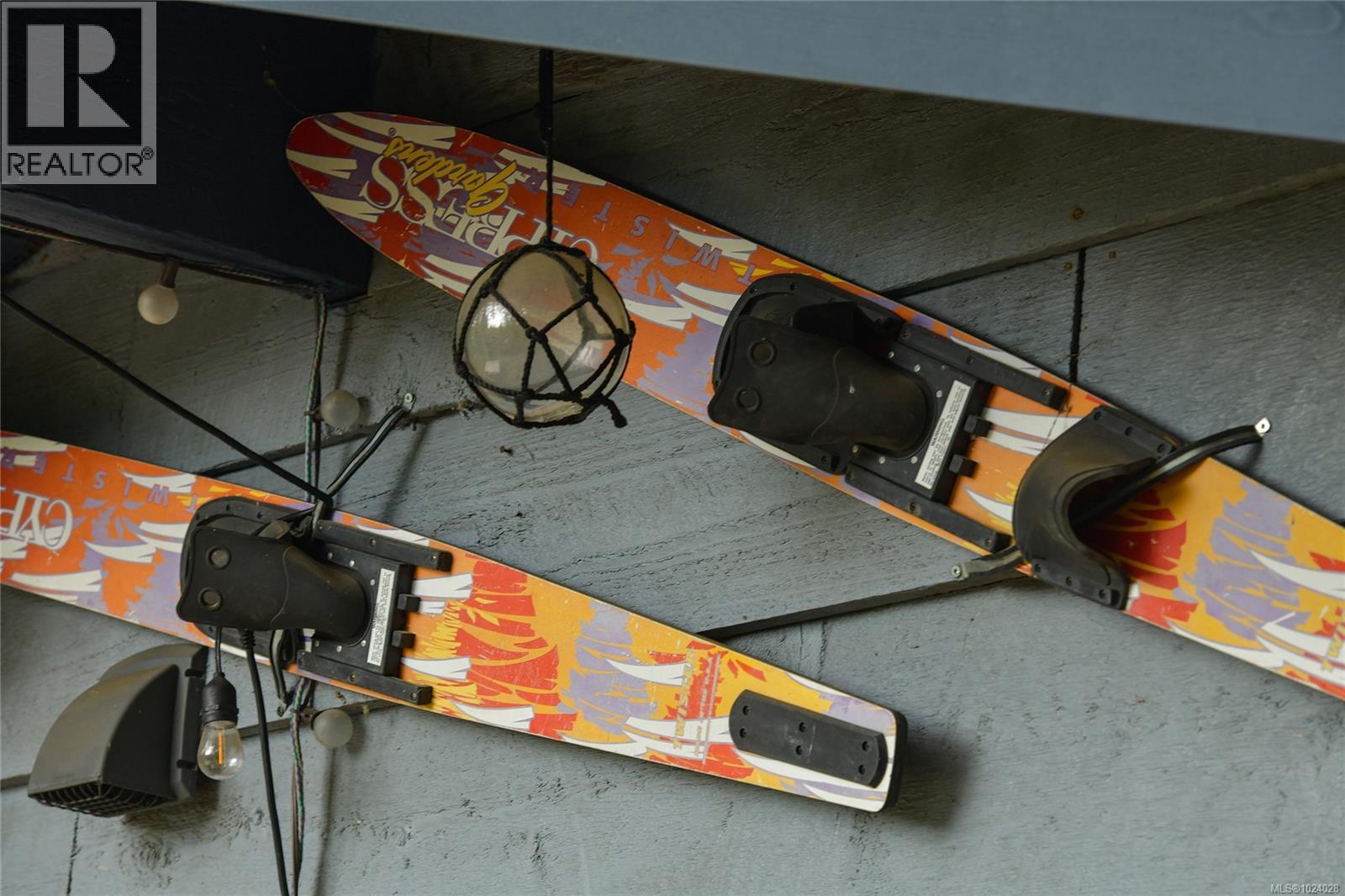  493 Abbott Road, Mayne Island