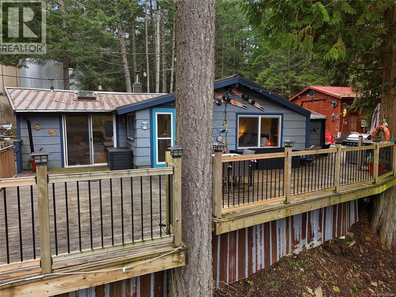  493 Abbott Road, Mayne Island